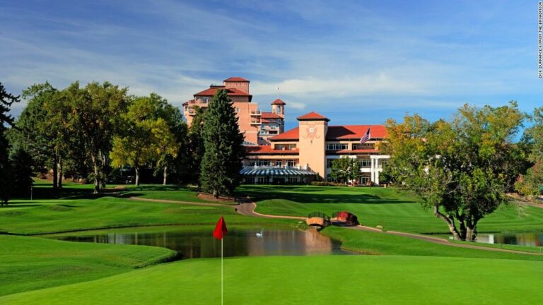 Hoteles económicos con acceso a campos de golf y deportes